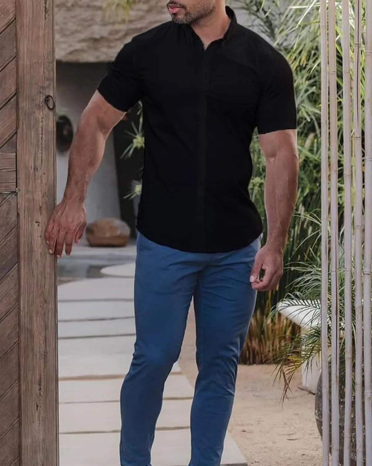 Men's Muscle Fit Dress Shirts Short Sleeve Button Down Slim Fit Stretch Wrinkle Summer Shirt for Men