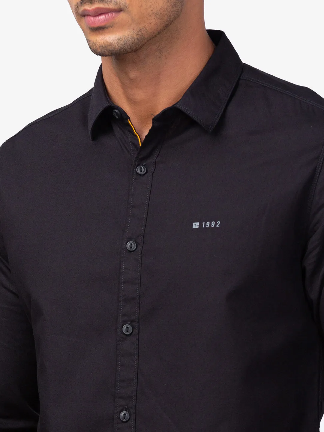Spykar Men Black Cotton Slim Fit Plain Shirts